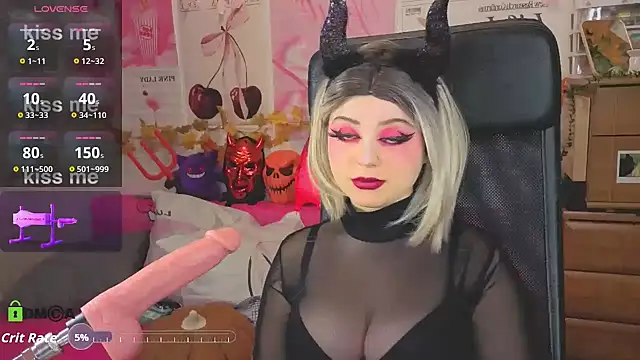 Snapshot of StellaMilla chatting on 30, 10, 2025 StellaMilla online show from 30, 10, 2025