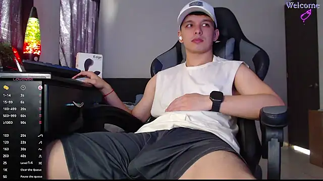 Angel-Twink online show from 11, 1, 2026