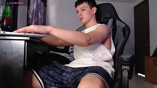 Angel-Twink online show from 9, 2, 2026