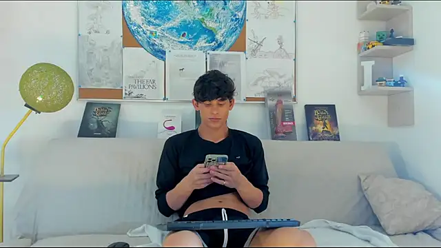 logan thomas online show from 3, 3, 2026