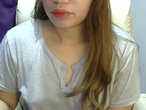    zurIII09  online show from 12, 4, 2026