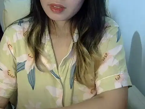    zurIII09  online show from 28, 9, 2025