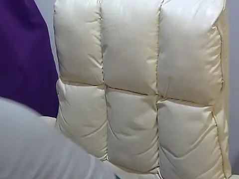 Snapshot of ___zurIII09_ chatting on 1, 3, 2026 zurIII09 online show from 1, 3, 2026