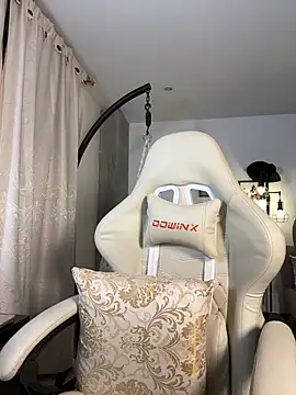 Stormiie777 online show from 4, 2, 2026