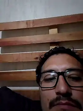 Chiquitopapa69 online show from 3, 2, 2025