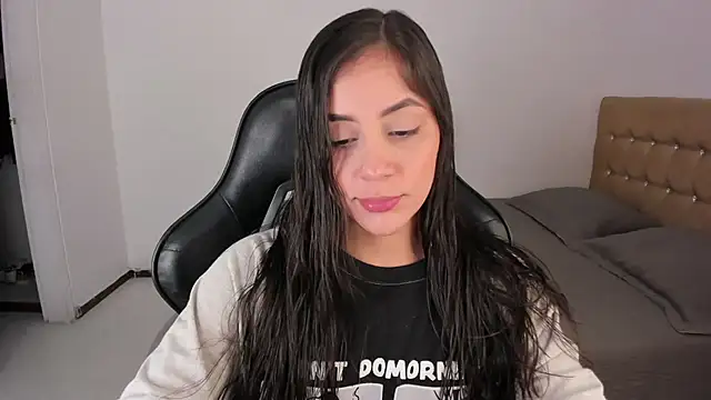 EmmaGrace1999 online show from 21, 5, 2026