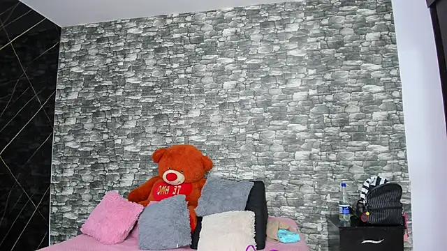 Snapshot of HeidyWillss chatting on 19, 9, 2025 HeidyWillss online show from 19, 9, 2025