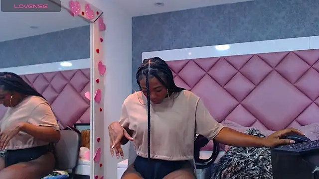 DanielaDuff online show from 16, 4, 2026