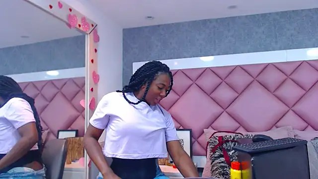 DanielaDuff online show from 12, 2, 2026