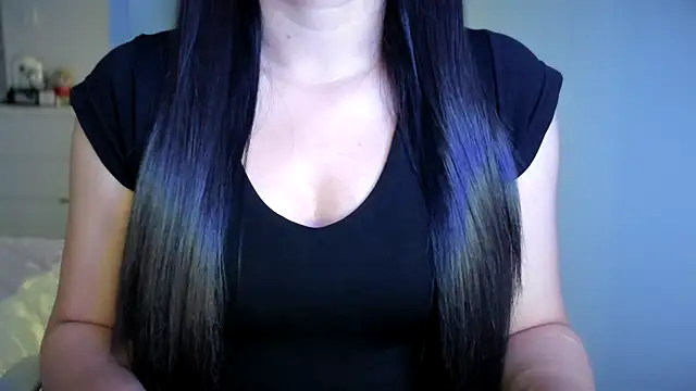 Snapshot of TheGoldenGirl chatting on 24, 5, 2026 TheGoldenGirl online show from 24, 5, 2026