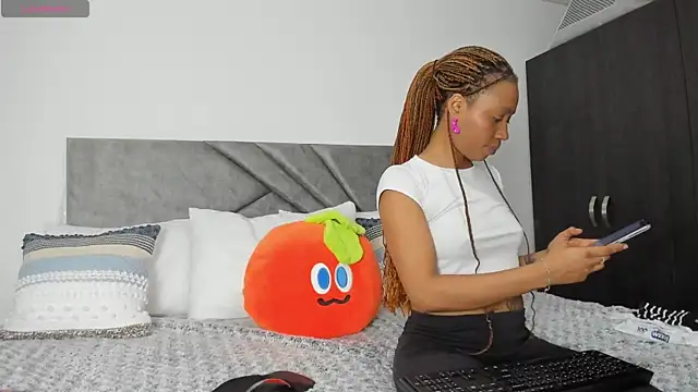 Snapshot of Sweetcocoa- chatting on 29, 10, 2025 Sweetcocoa- online show from 29, 10, 2025