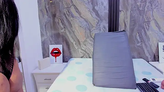 HellenJohansson online show from 12, 11, 2025