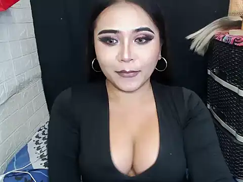 Snapshot of x12inchanaconda chatting on 15, 12, 2025 x12inchanaconda online show from 15, 12, 2025