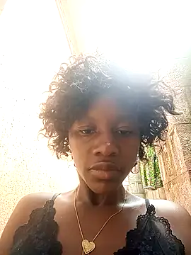 Petite li online show from 13, 1, 2026