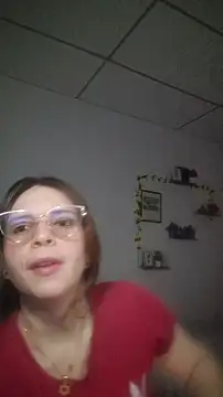 lorenitabella online show from 13, 1, 2026