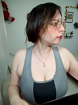 lorenitabella online show from 13, 3, 2026