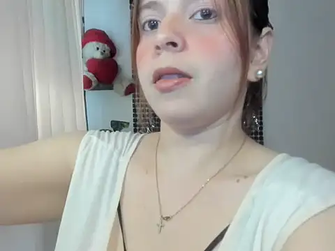 lorenitabella online show from 17, 11, 2025