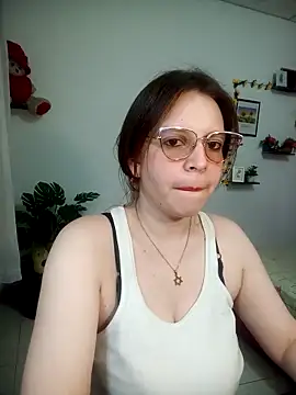 lorenitabella online show from 8, 3, 2026