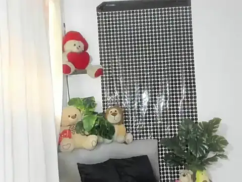 lorenitabella online show from 26, 11, 2025