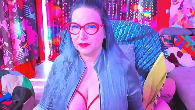 mature lisa naughty online show from 2, 3, 2025