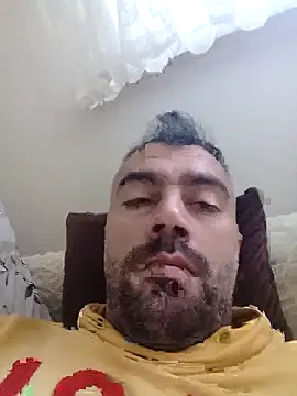 Snapshot of kevgir08 chatting on 17, 5, 2026 kevgir08 online show from 17, 5, 2026