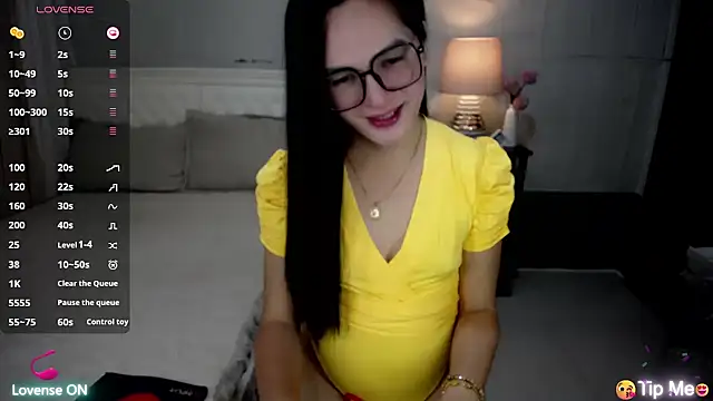 Snapshot of xAsianSweetHeart chatting on 1, 6, 2026 xAsianSweetHeart online show from 1, 6, 2026