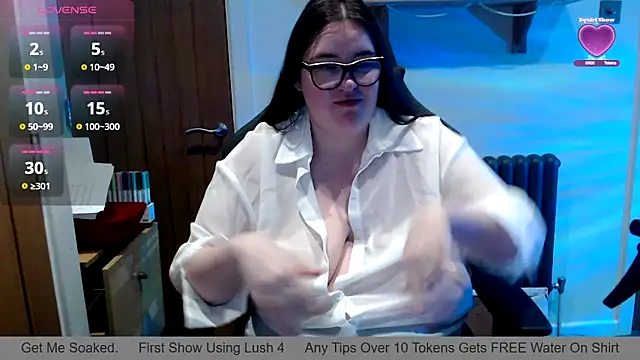 Rebecca Summer online show from 5, 4, 2026