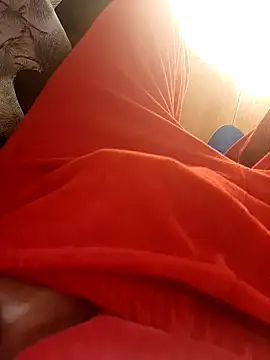 feet toes online show from 19, 5, 2026
