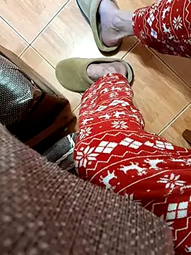 feet toes online show from 22, 2, 2025