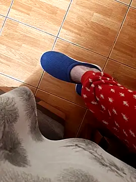 feet toes online show from 29, 4, 2026