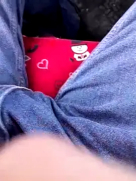 feet toes online show from 21, 2, 2025