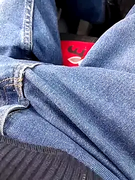 feet toes online show from 11, 3, 2025