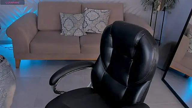 MadelineFox online show from 15, 1, 2026