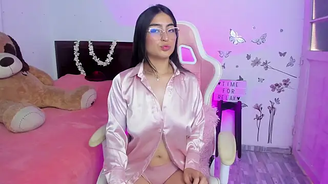 Blue Petite online show from 7, 2, 2025