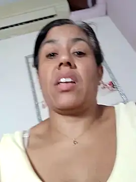 Snapshot of Molly_newman6 chatting on 20, 6, 2026 Molly newman6 online show from 20, 6, 2026