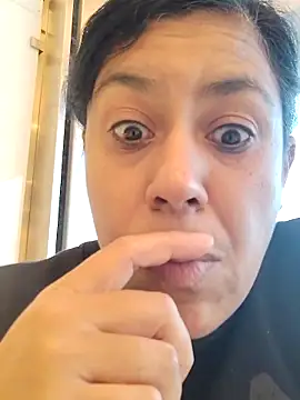 Molly newman6 online show from 4, 11, 2025