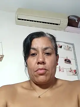 Snapshot of Molly_newman6 chatting on 15, 6, 2026 Molly newman6 online show from 15, 6, 2026