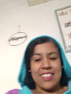 Molly newman6 online show from 18, 1, 2026