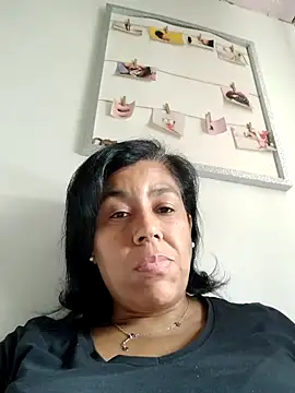 Molly newman6 online show from 2, 10, 2025