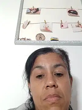 Snapshot of Molly_newman6 chatting on 12, 6, 2026 Molly newman6 online show from 12, 6, 2026