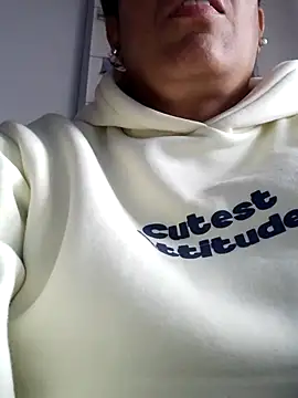 Molly newman6 online show from 21, 3, 2026