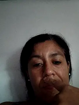 Snapshot of Molly_newman6 chatting on 9, 7, 2026 Molly newman6 online show from 9, 7, 2026