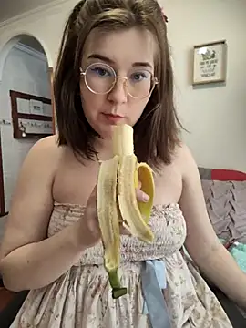 HunnyyLove online show from 4, 10, 2025