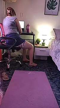 HunnyyLove online show from 9, 2, 2026