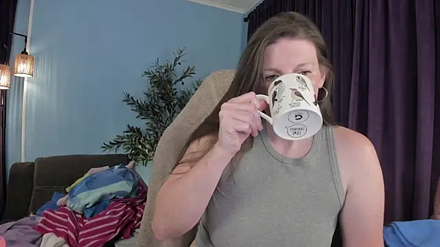 Kelly Carolina online show from 22, 4, 2026