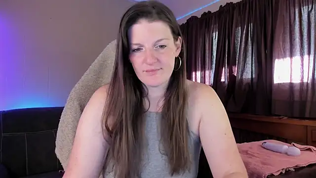 Kelly Carolina online show from 14, 11, 2025