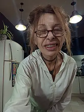 Snapshot of FrozenWaffle chatting on 9, 7, 2026 FrozenWaffle online show from 9, 7, 2026