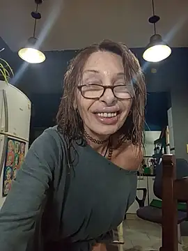 Snapshot of FrozenWaffle chatting on 12, 7, 2026 FrozenWaffle online show from 12, 7, 2026