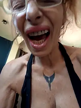 FrozenWaffle online show from 14, 1, 2026