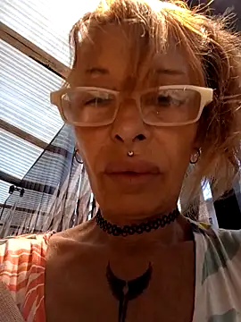 FrozenWaffle online show from 25, 11, 2025